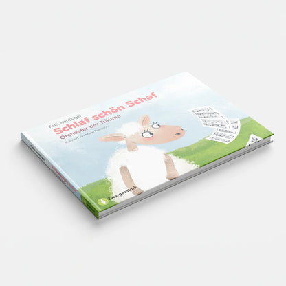 Buchcover Mockup vom Einschlafbuch "Schlaf schön Schaf - Orchester der Träume", ein Bilderbuch über klassische Musik für Kinder ab 3 Jahren von Felix Isenbügel und Zwergenstark